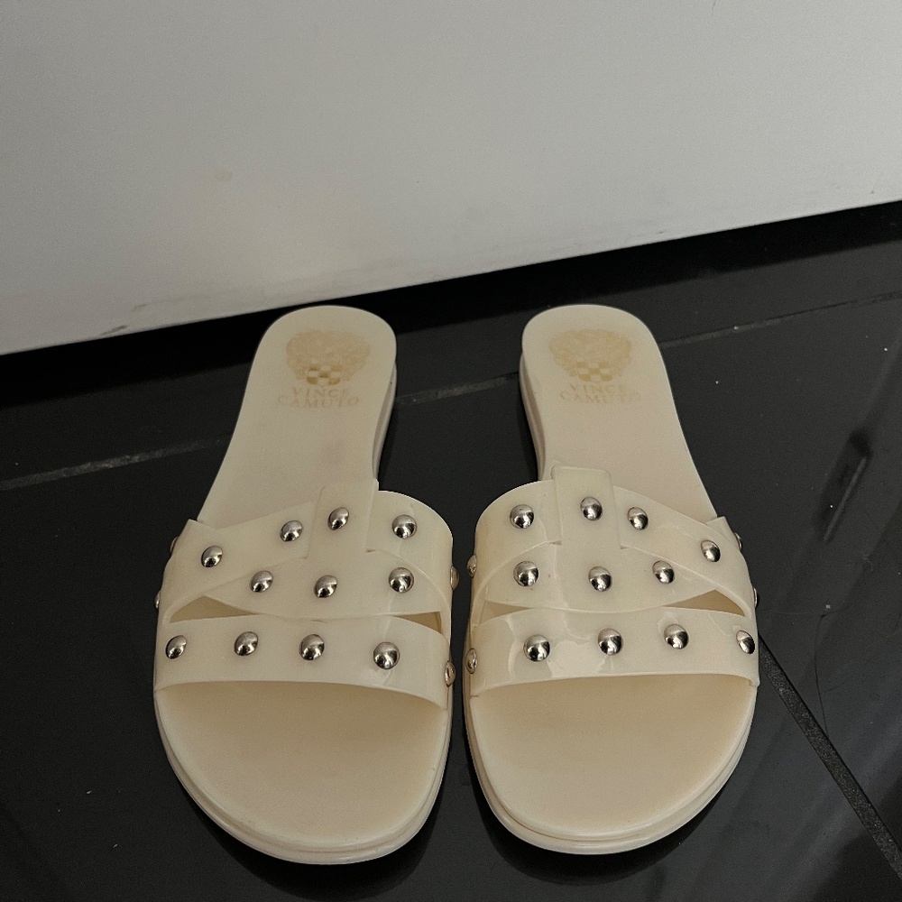 VINCE CAMUTO Yellow Studded Jelly Slides - Size 6